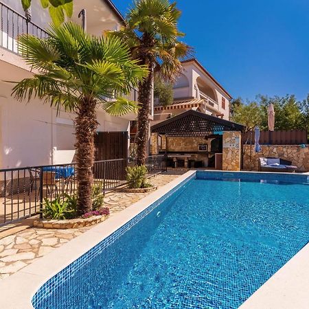 Cozy Apartment In Krk With Kitchen Krk Town Esterno foto